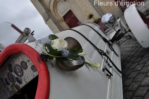 voiture mariage fleurs d'émotion