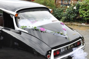 voiture mariage fleurs d'émotion