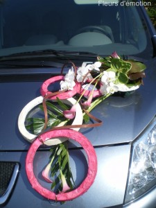 voiture mariage fleurs d'émotion